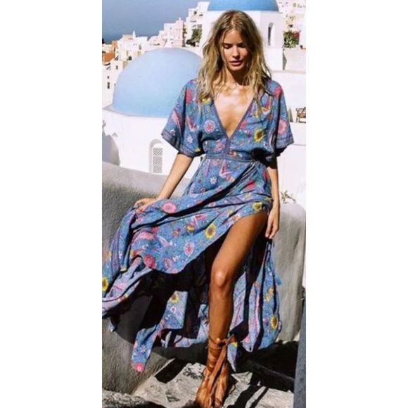 Bellanblue Dresses & Skirts - blue floral print boho v neck tassel maxi Dress